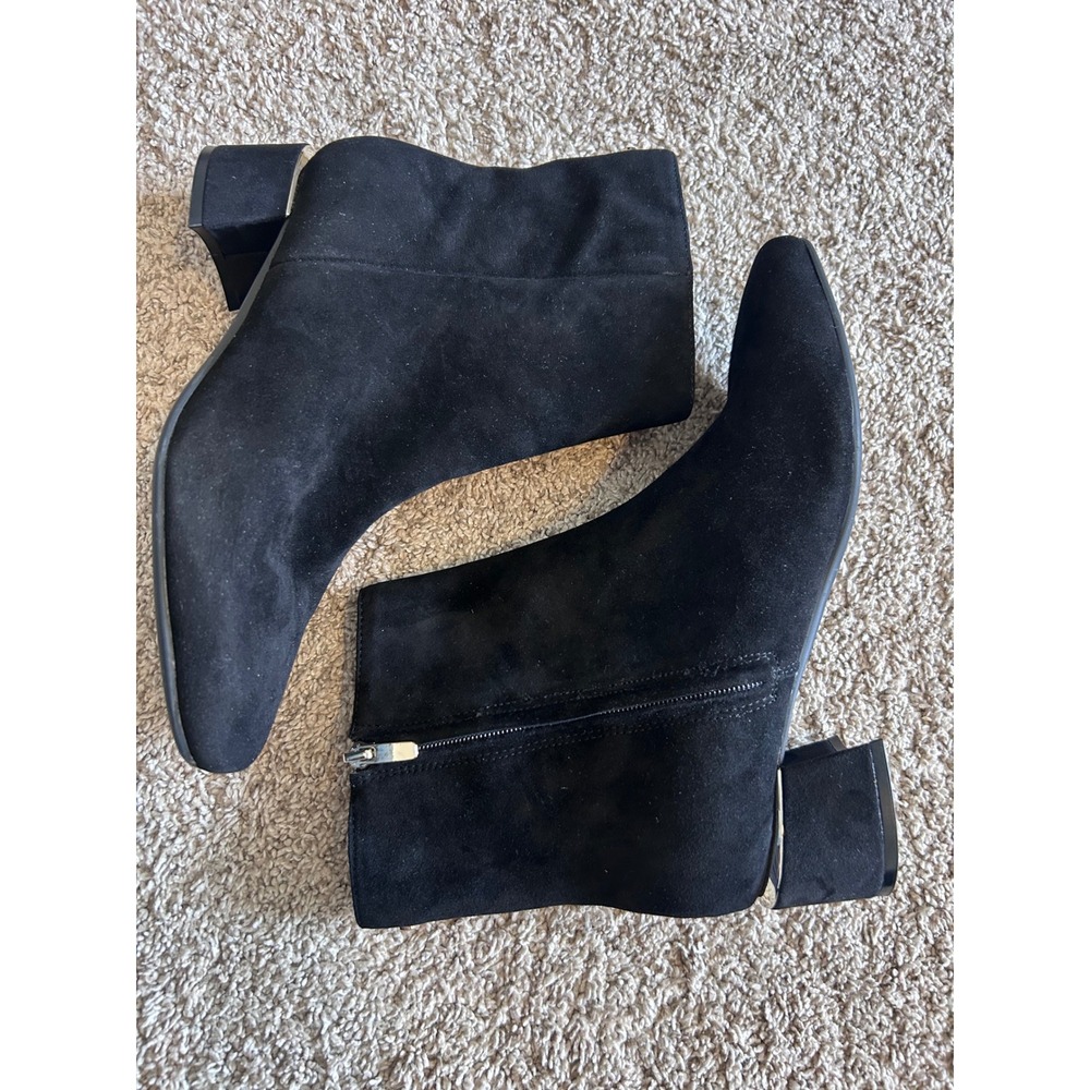 Nine West Black Suede 9x9 SZ 8/8.5 Ankle Boots Silver Trim Block Heel WNTRUNKE